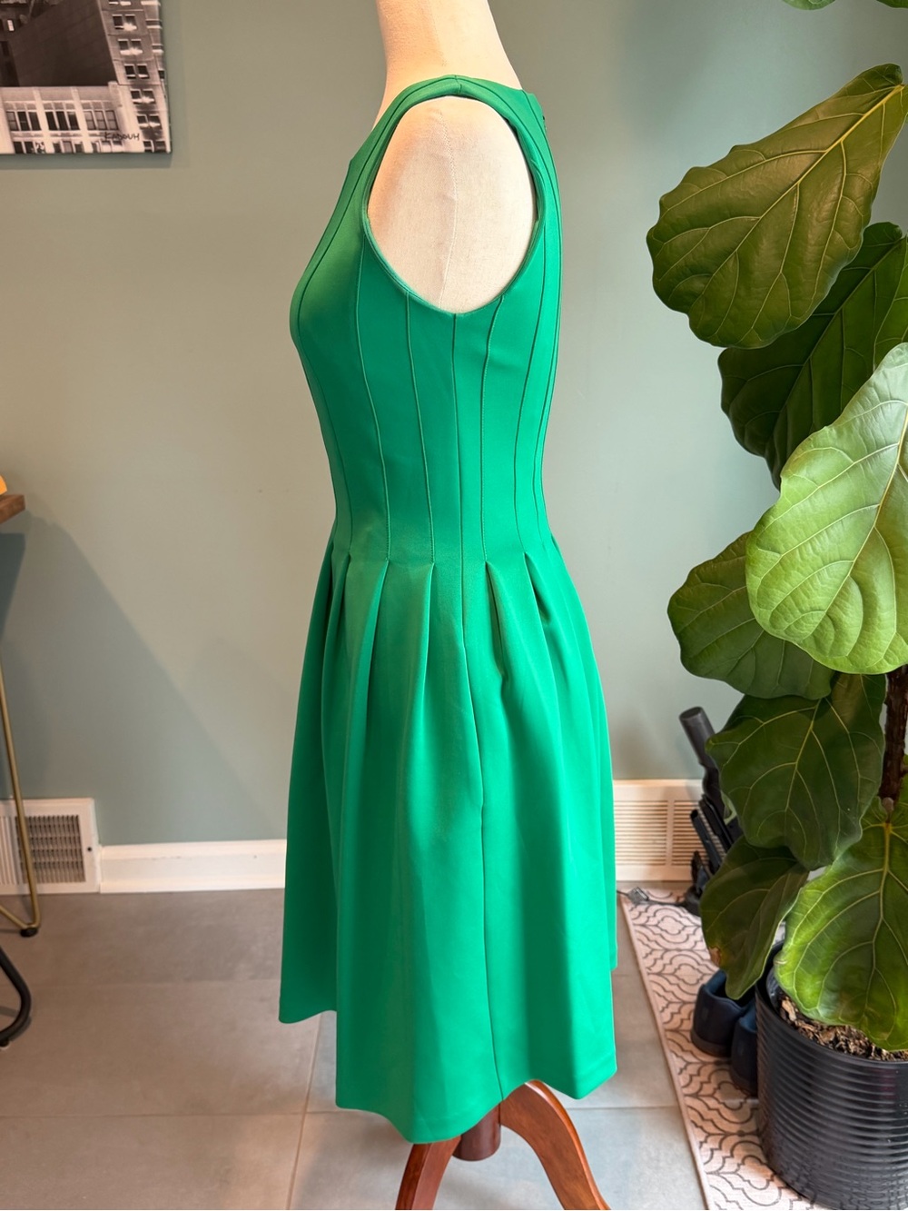 Calvin Klein Women’s Emerald Bright Green Fit-and-Flare Scuba Dress 2 - Picture 8 of 11
